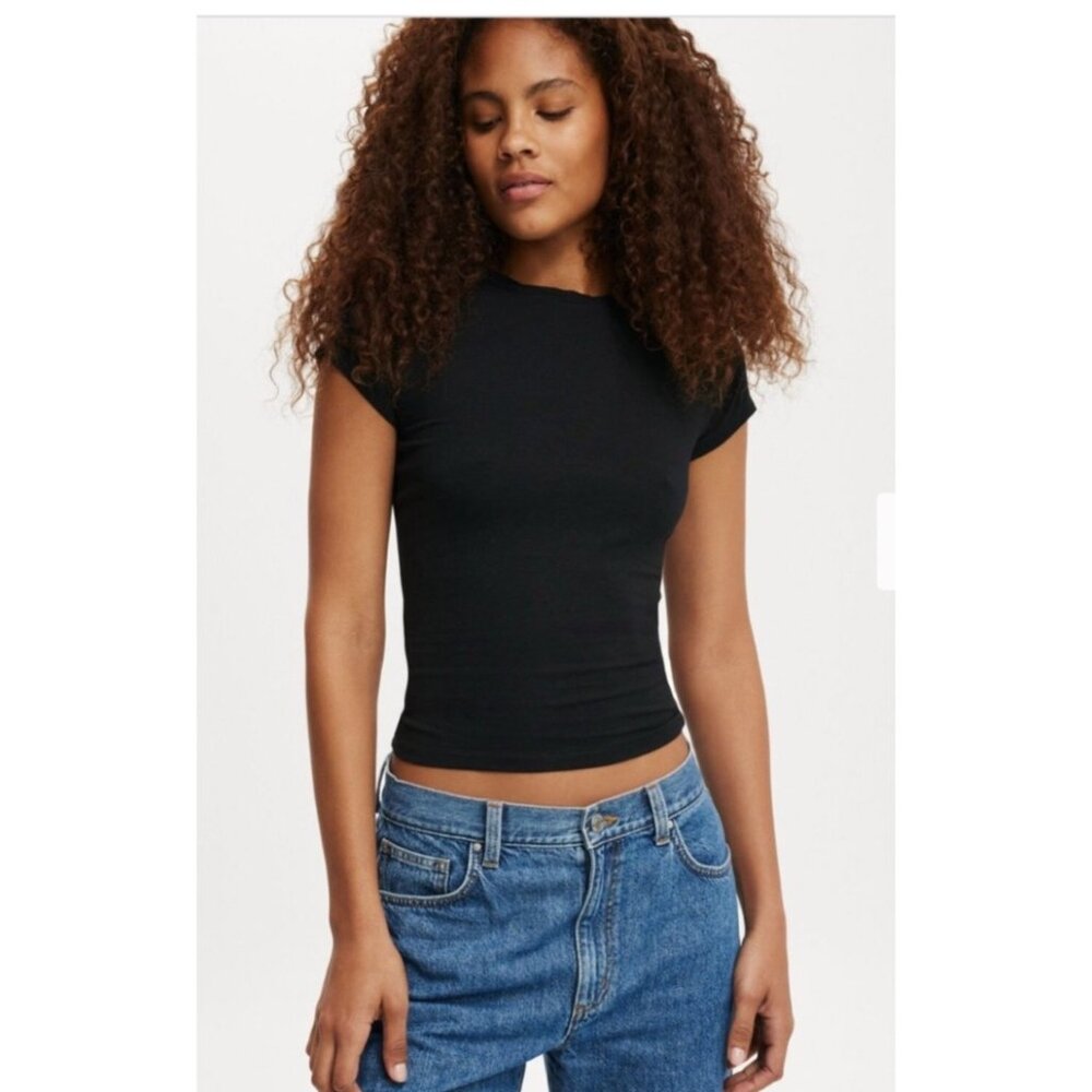 Cotton On Black Short Sleeve Crop Top Large soft and breathable (bin DD189)